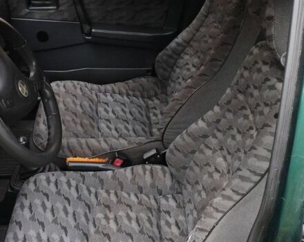 Зеленый ВАЗ 2109, объемом двигателя 0 л и пробегом 374 тыс. км за 595 $, фото 5 на Automoto.ua