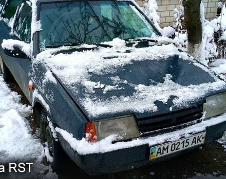 ВАЗ 2109 2002 в Житомире на Automoto.ua Зеленый ВАЗ 2109, объемом двигателя 1.5 л и пробегом 0 тыс. км за 800 $, фото 2 на Automoto.ua