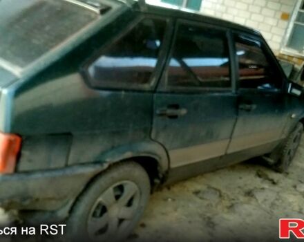 Зеленый ВАЗ 2109, объемом двигателя 1.5 л и пробегом 220 тыс. км за 1000 $, фото 3 на Automoto.ua