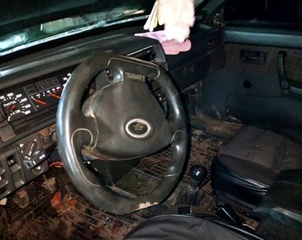 Зелений ВАЗ 2109, об'ємом двигуна 1.5 л та пробігом 150 тис. км за 999 $, фото 3 на Automoto.ua