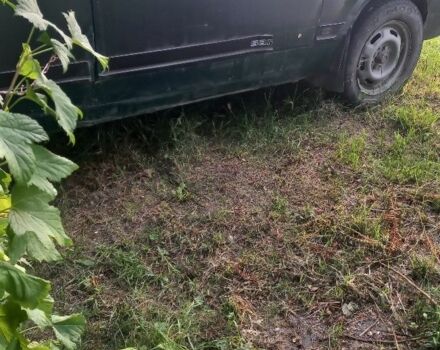 Зеленый ВАЗ 2109, объемом двигателя 1 л и пробегом 337 тыс. км за 1000 $, фото 2 на Automoto.ua