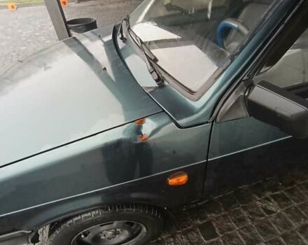 Зеленый ВАЗ 2109, объемом двигателя 1.5 л и пробегом 158 тыс. км за 1800 $, фото 2 на Automoto.ua