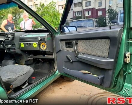 Зелений ВАЗ 2109, об'ємом двигуна 1.5 л та пробігом 213 тис. км за 2000 $, фото 5 на Automoto.ua