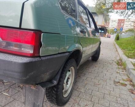 ВАЗ 2109 2006 у Львові на Automoto.ua Зелений ВАЗ 2109, об'ємом двигуна 1.5 л та пробігом 177 тис. км за 1400 $, фото 10 на Automoto.ua