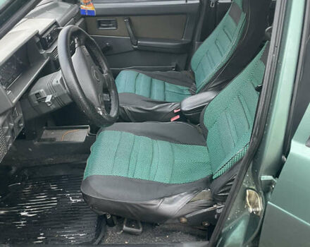 Зеленый ВАЗ 2109, объемом двигателя 1.6 л и пробегом 193 тыс. км за 1700 $, фото 9 на Automoto.ua