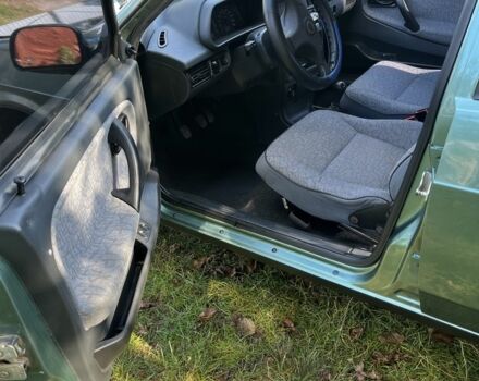 Зелений ВАЗ 2109, об'ємом двигуна 1.6 л та пробігом 90 тис. км за 2000 $, фото 7 на Automoto.ua