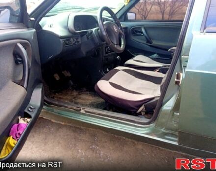 Зеленый ВАЗ 2109, объемом двигателя 1.6 л и пробегом 170 тыс. км за 2300 $, фото 7 на Automoto.ua