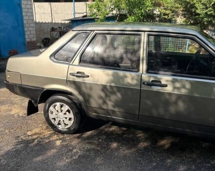 Зеленый ВАЗ 2109, объемом двигателя 1.5 л и пробегом 300 тыс. км за 1649 $, фото 2 на Automoto.ua