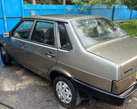 Зеленый ВАЗ 2109, объемом двигателя 1.5 л и пробегом 300 тыс. км за 1649 $, фото 3 на Automoto.ua