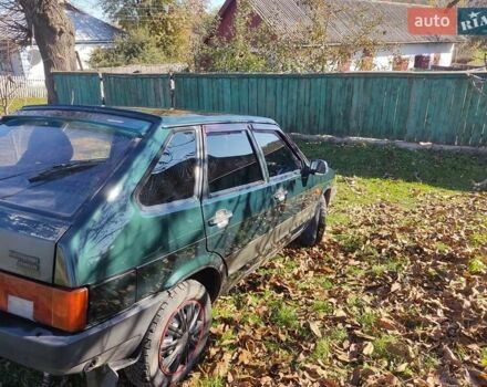 Зеленый ВАЗ 2109, объемом двигателя 1.5 л и пробегом 280 тыс. км за 2100 $, фото 3 на Automoto.ua