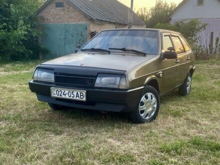 ВАЗ 2109 1996 у Фастове на Automoto.ua Зелений ВАЗ 2109, об'ємом двигуна 1.5 л та пробігом 200 тис. км за 1100 $, фото 1 на Automoto.ua