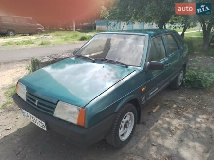 Зеленый ВАЗ 2109, объемом двигателя 1.5 л и пробегом 200 тыс. км за 1500 $, фото 1 на Automoto.ua