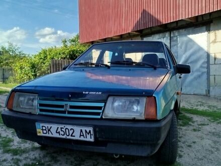 Зеленый ВАЗ 2109, объемом двигателя 1.5 л и пробегом 165 тыс. км за 953 $, фото 1 на Automoto.ua