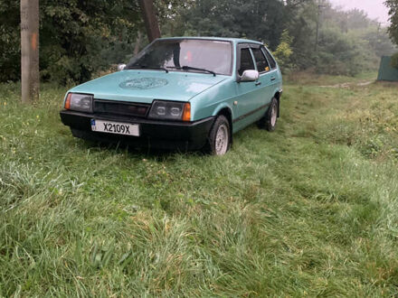 Зеленый ВАЗ 2109, объемом двигателя 1.5 л и пробегом 200 тыс. км за 1600 $, фото 1 на Automoto.ua