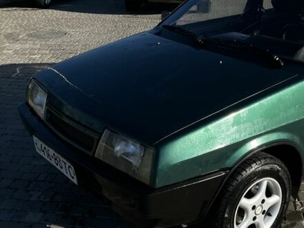 Зеленый ВАЗ 2109, объемом двигателя 1.5 л и пробегом 374 тыс. км за 800 $, фото 1 на Automoto.ua