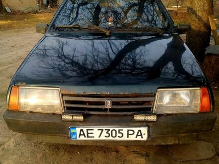 ВАЗ 2109 2002 в Александрие на Automoto.ua Зеленый ВАЗ 2109, объемом двигателя 1.5 л и пробегом 200 тыс. км за 880 $, фото 1 на Automoto.ua