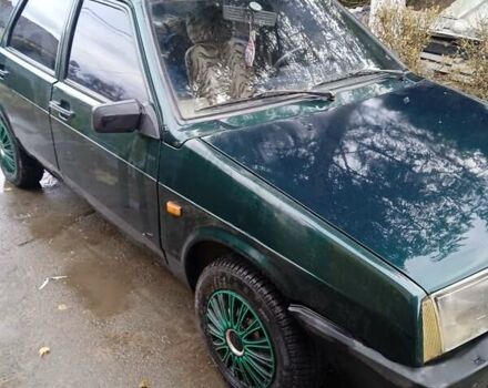 Зеленый ВАЗ 2109, объемом двигателя 1.5 л и пробегом 602 тыс. км за 1300 $, фото 1 на Automoto.ua