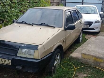 ВАЗ 2109 2003 у Кропивницькому (Кіровограді) на Automoto.ua Зелений ВАЗ 2109, об'ємом двигуна 1.7 л та пробігом 160 тис. км за 1250 $, фото 1 на Automoto.ua