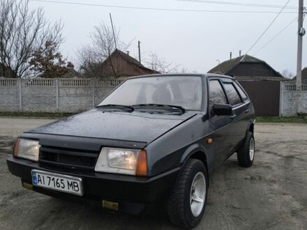 Зеленый ВАЗ 2109, объемом двигателя 1.5 л и пробегом 190 тыс. км за 1150 $, фото 1 на Automoto.ua