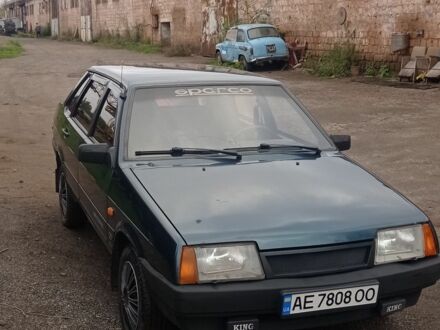 ВАЗ 2109 2005 в Кривом Роге на Automoto.ua Зеленый ВАЗ 2109, объемом двигателя 1.5 л и пробегом 15 тыс. км за 2000 $, фото 1 на Automoto.ua