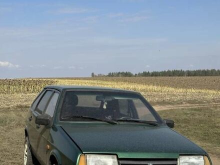 Зеленый ВАЗ 2109, объемом двигателя 1.5 л и пробегом 100 тыс. км за 1700 $, фото 1 на Automoto.ua