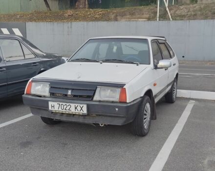 Белый ВАЗ 21093, объемом двигателя 1.5 л и пробегом 300 тыс. км за 999 $, фото 1 на Automoto.ua