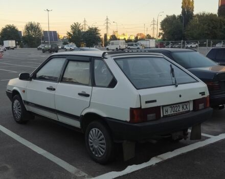 Белый ВАЗ 21093, объемом двигателя 1.5 л и пробегом 300 тыс. км за 999 $, фото 2 на Automoto.ua
