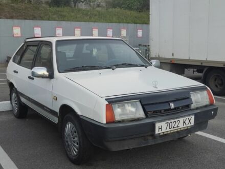 ВАЗ 21093 1989 в Киеве на Automoto.ua Белый ВАЗ 21093, объемом двигателя 1.5 л и пробегом 300 тыс. км за 999 $, фото 1 на Automoto.ua