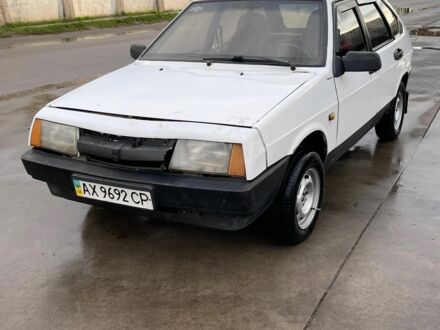 ВАЗ 21093 1990 в Магалиновке на Automoto.ua Белый ВАЗ 21093, объемом двигателя 1.5 л и пробегом 200 тыс. км за 599 $, фото 1 на Automoto.ua