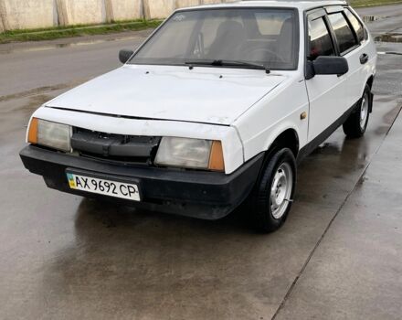 Белый ВАЗ 21093, объемом двигателя 1.5 л и пробегом 200 тыс. км за 599 $, фото 1 на Automoto.ua
