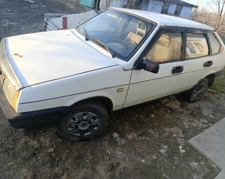 Белый ВАЗ 21093, объемом двигателя 1.5 л и пробегом 1 тыс. км за 520 $, фото 1 на Automoto.ua