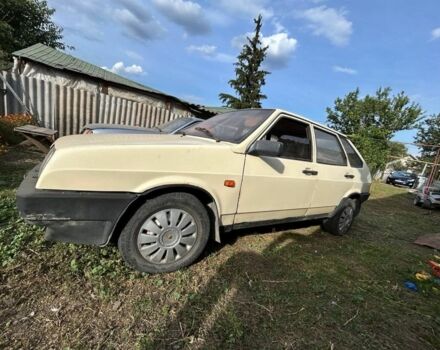 Бежевый ВАЗ 21093, объемом двигателя 1.5 л и пробегом 250 тыс. км за 1000 $, фото 1 на Automoto.ua