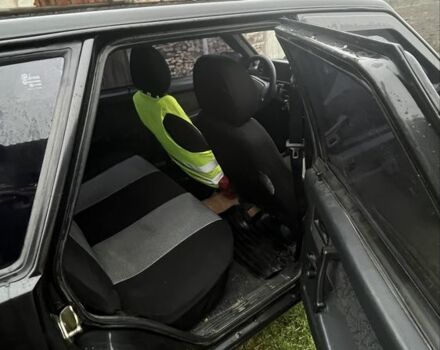 Черный ВАЗ 21093, объемом двигателя 1.5 л и пробегом 110 тыс. км за 1700 $, фото 3 на Automoto.ua