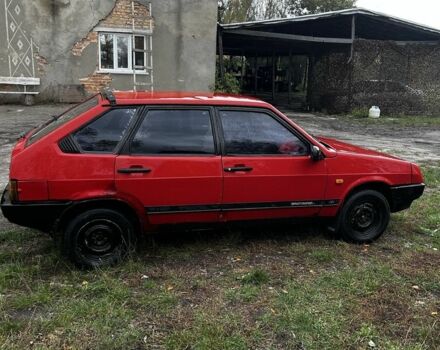 ВАЗ 21093 1990 в Житомире на Automoto.ua Красный ВАЗ 21093, объемом двигателя 1.5 л и пробегом 200 тыс. км за 553 $, фото 3 на Automoto.ua