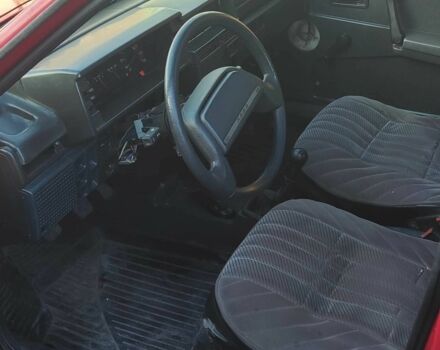 Красный ВАЗ 21093, объемом двигателя 1.5 л и пробегом 467 тыс. км за 950 $, фото 4 на Automoto.ua