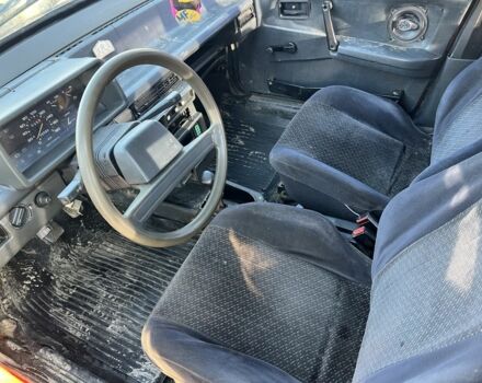 Красный ВАЗ 21093, объемом двигателя 1.5 л и пробегом 222 тыс. км за 500 $, фото 4 на Automoto.ua