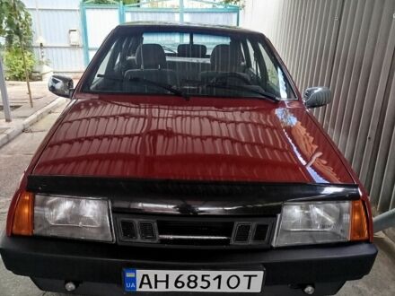 Красный ВАЗ 21093, объемом двигателя 1.5 л и пробегом 200 тыс. км за 1812 $, фото 1 на Automoto.ua