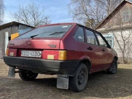 ВАЗ 21093 1993 в Камень-Каширский на Automoto.ua Красный ВАЗ 21093, объемом двигателя 1.5 л и пробегом 100 тыс. км за 500 $, фото 1 на Automoto.ua