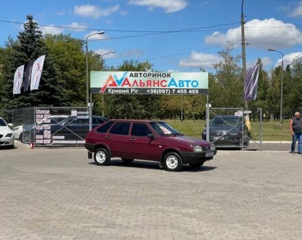 Красный ВАЗ 21093, объемом двигателя 1.5 л и пробегом 235 тыс. км за 2100 $, фото 1 на Automoto.ua