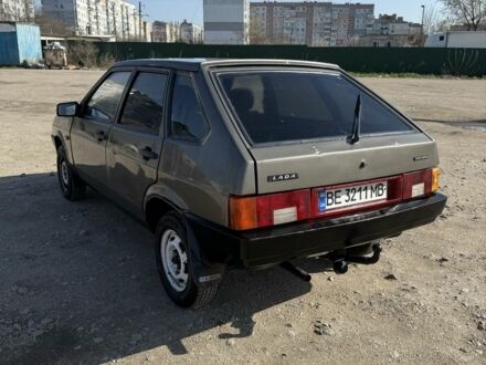 ВАЗ 21093 1993 у Кропивницькому (Кіровограді) на Automoto.ua Сірий ВАЗ 21093, об'ємом двигуна 1.5 л та пробігом 200 тис. км за 1100 $, фото 1 на Automoto.ua