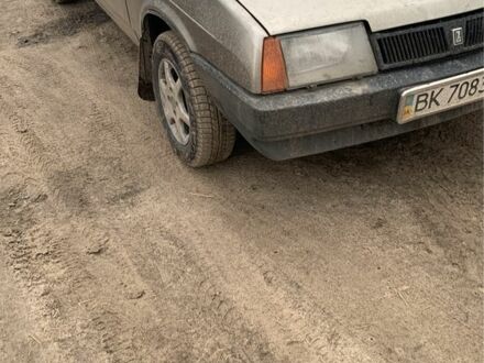 Серый ВАЗ 21093, объемом двигателя 1.5 л и пробегом 230 тыс. км за 900 $, фото 1 на Automoto.ua