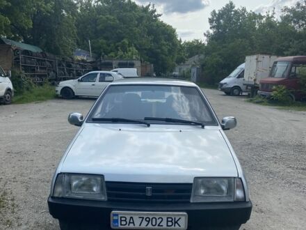 ВАЗ 21093 2005 у Кропивницькому (Кіровограді) на Automoto.ua Сірий ВАЗ 21093, об'ємом двигуна 1.5 л та пробігом 257 тис. км за 2200 $, фото 1 на Automoto.ua