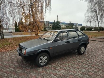 Серый ВАЗ 21093, объемом двигателя 1.5 л и пробегом 200 тыс. км за 1000 $, фото 1 на Automoto.ua