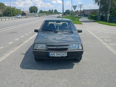 ВАЗ 21093 2006 в Новорад-Волынском на Automoto.ua Серый ВАЗ 21093, объемом двигателя 1.5 л и пробегом 238 тыс. км за 1800 $, фото 1 на Automoto.ua