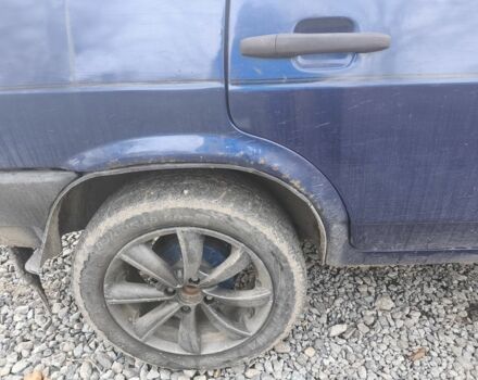 Синий ВАЗ 21093, объемом двигателя 1.5 л и пробегом 200 тыс. км за 1200 $, фото 4 на Automoto.ua