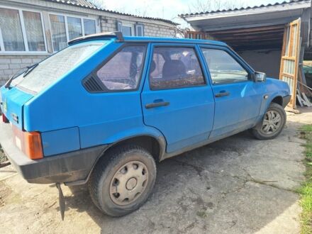 ВАЗ 21093 1989 в Прилуках на Automoto.ua Синий ВАЗ 21093, объемом двигателя 1.5 л и пробегом 320 тыс. км за 900 $, фото 1 на Automoto.ua