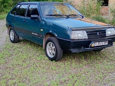 ВАЗ 21093 2000 у Полтаві на Automoto.ua Зелений ВАЗ 21093, об'ємом двигуна 1.5 л та пробігом 300 тис. км за 841 $, фото 1 на Automoto.ua