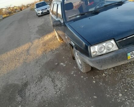 Зеленый ВАЗ 21093, объемом двигателя 1.5 л и пробегом 384 тыс. км за 700 $, фото 1 на Automoto.ua