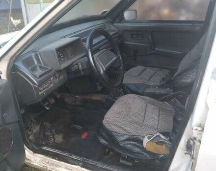 Белый ВАЗ 21099, объемом двигателя 1.5 л и пробегом 300 тыс. км за 952 $, фото 4 на Automoto.ua