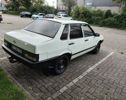 Білий ВАЗ 21099, об'ємом двигуна 1.5 л та пробігом 47 тис. км за 2200 $, фото 2 на Automoto.ua